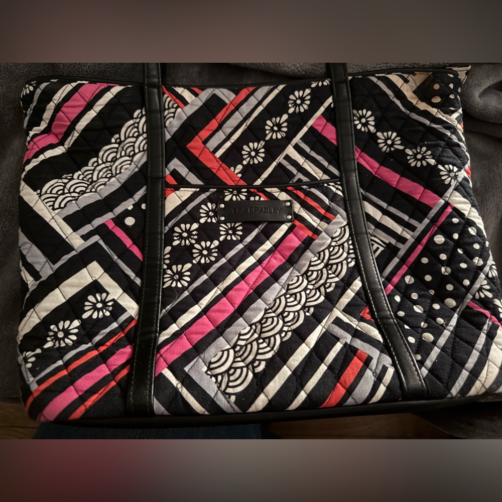 Vera Bradley Black and Pink Floral Quilted Bag